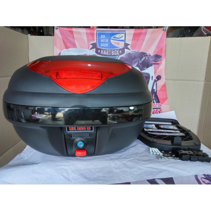 Box Motor KMI 688 Warna Hitam / TopBox KMI688 Beat Vario Supra Mio Scoopy