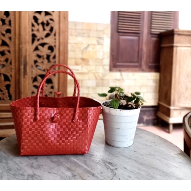 Tas Anyaman Hampers RED IMLEK Edition Super Cantik / Tas Anyaman Wanita 22 x 22 Tinggi 15 Hampers , 