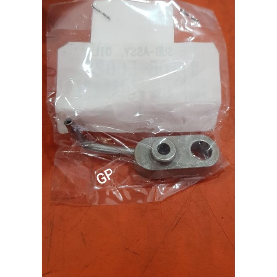 oil jet penyembur pipa penyemprot oli jet mesin HT130 original toyota Dyna HT 130  dutro 130HT asli