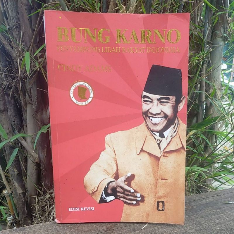 Jual BUNG KARNO Penyambung Lidah Rakyat Indonesia / Original | Shopee ...