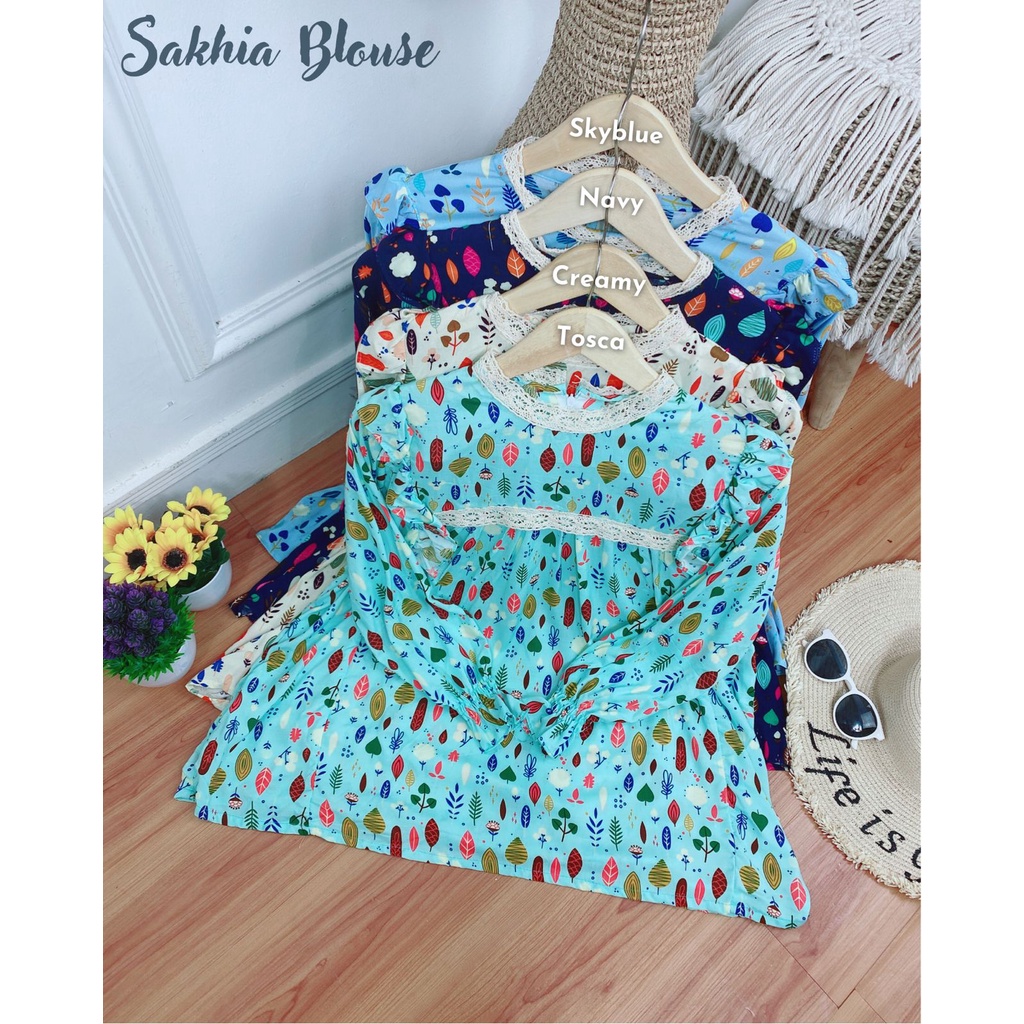 Sakhia Flowers Blouse Rayon