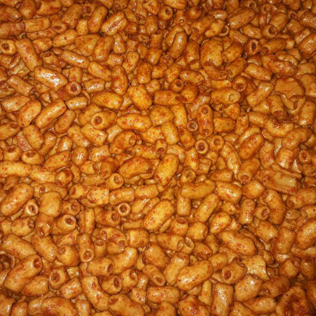 

wiw KILOAN 1KG - MAKARONI BANTET MAKANAN RINGAN KHAS TASIKMALAYA