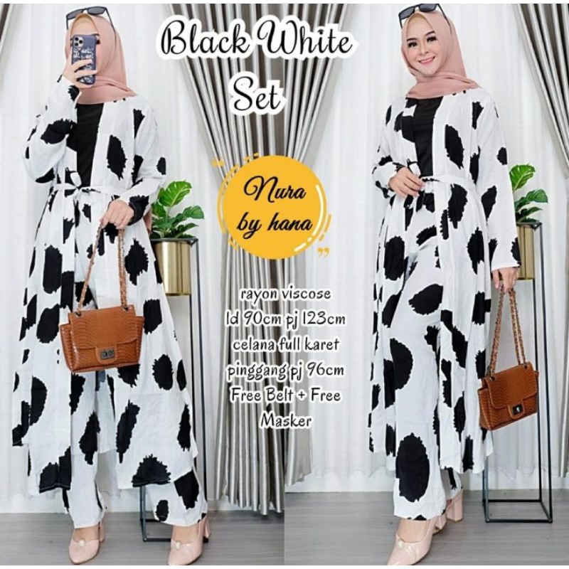Black White Set Nura by Hana