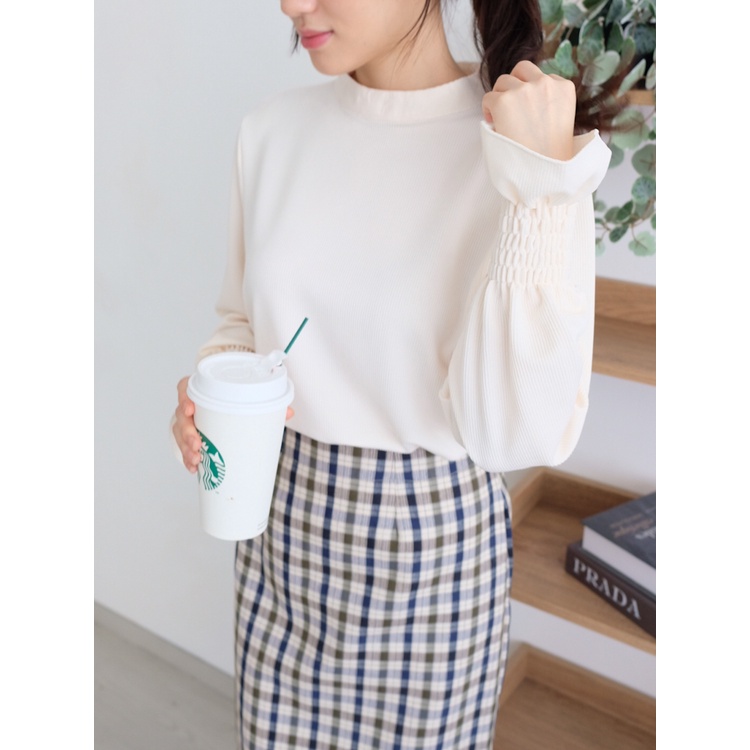 Kadaka T-0421 Blouse Semi Pleats Tangan Panjang
