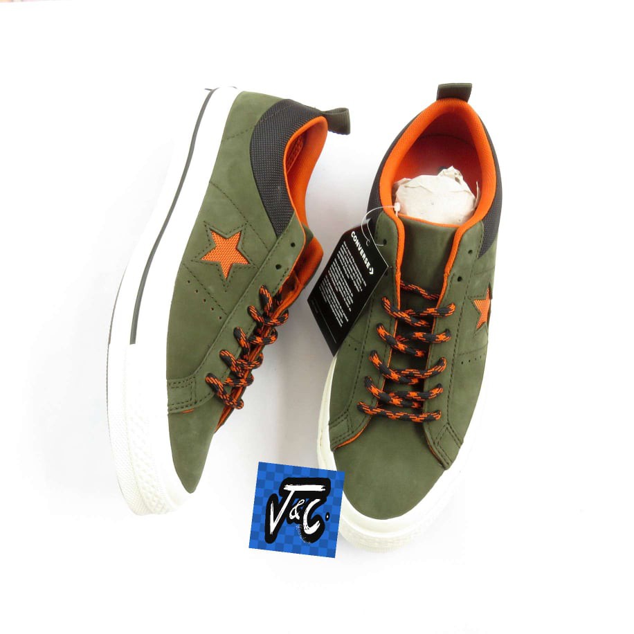 converse one star split collar