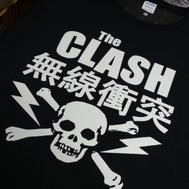 T-shirt the clash