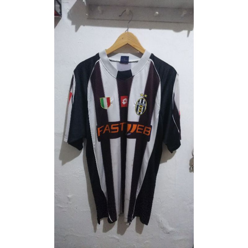 Jersey Retro Juventus 2002/2003 #17 Trezeguet Merk Multisport