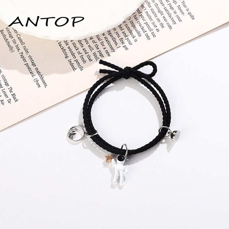 2 Pc Korea Ins Gelang Astronot Pasangan Rantai Magnet Gelang Dikepang Cinta Hadiah Lucu ANTOP