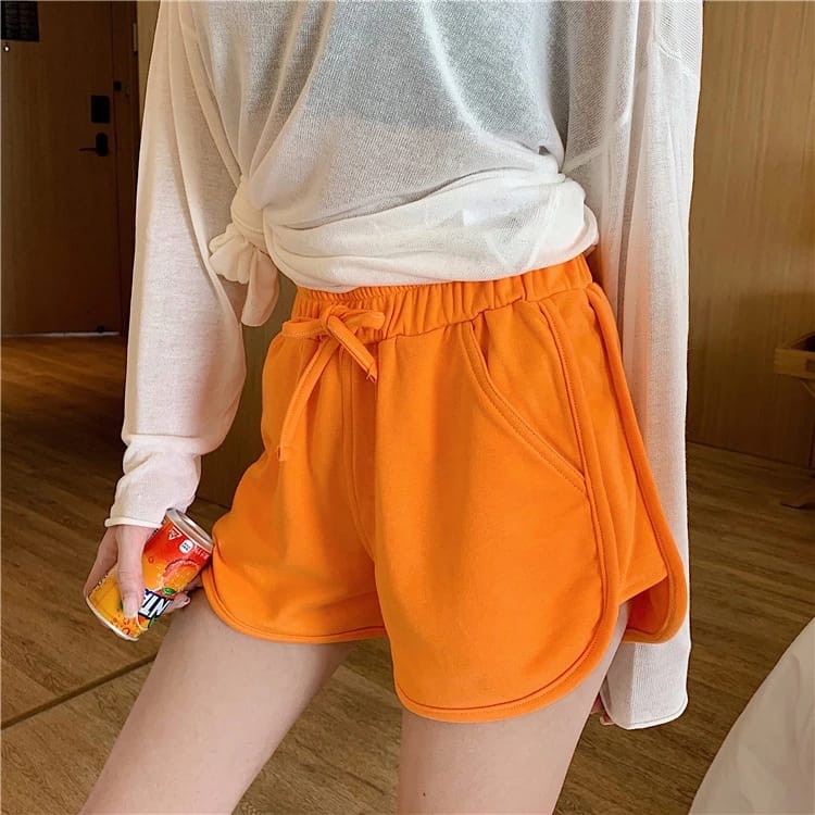 BEFAST - ZEC Hotpants HYEWO / Hotpants Wika / Hotpants Wanita Santai / Celana Pendek Polos / Hotpanst Bisa di Pakai Olahraga