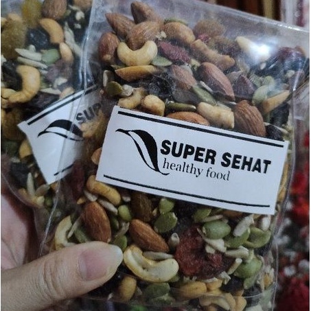 

Granola Makanan kesehatan