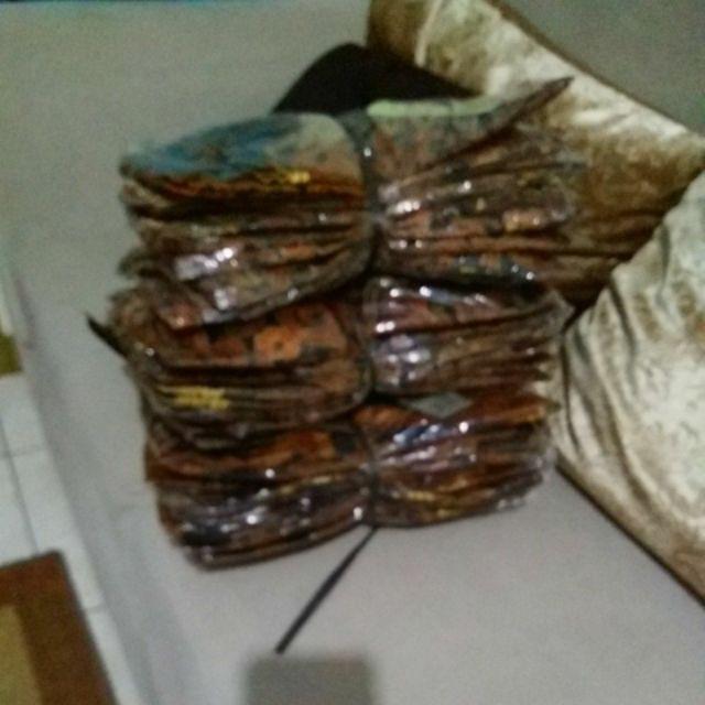 Kemeja Batik Pria Lengan Panjang Sogan