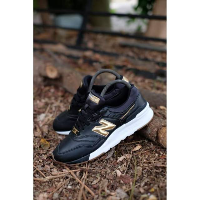 (ORIGINAL) New Balance  997 HAI