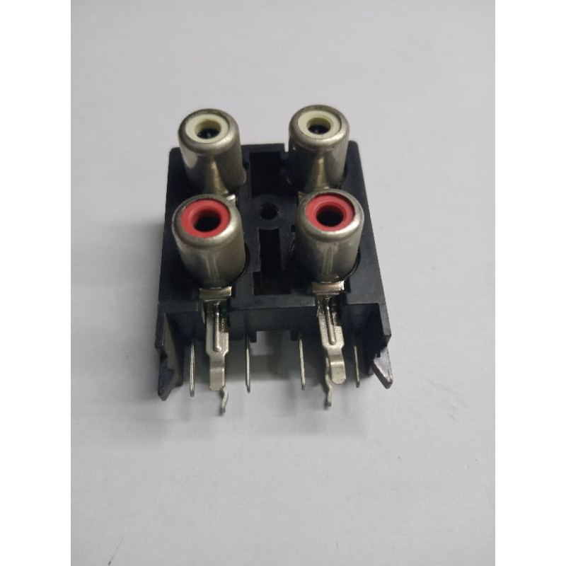 Socket RCA 4 Pin