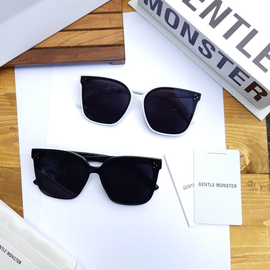 Sunglasses GM HER / Kacamata Wanita Gentle Moer Her .