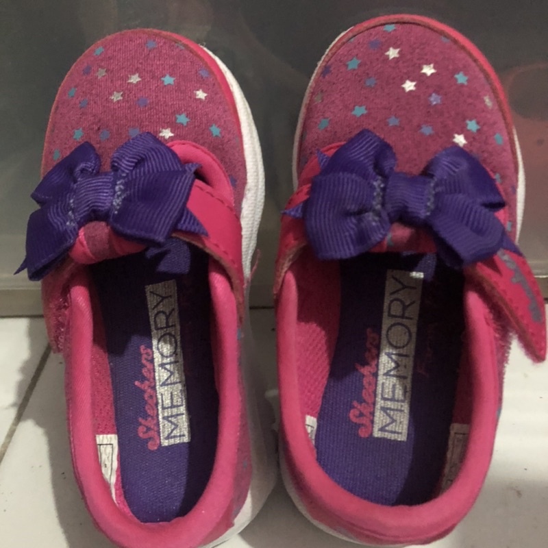 sepatu anak merk Skechers