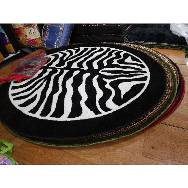 Karpet Permadani Moderno 160×160 bullat