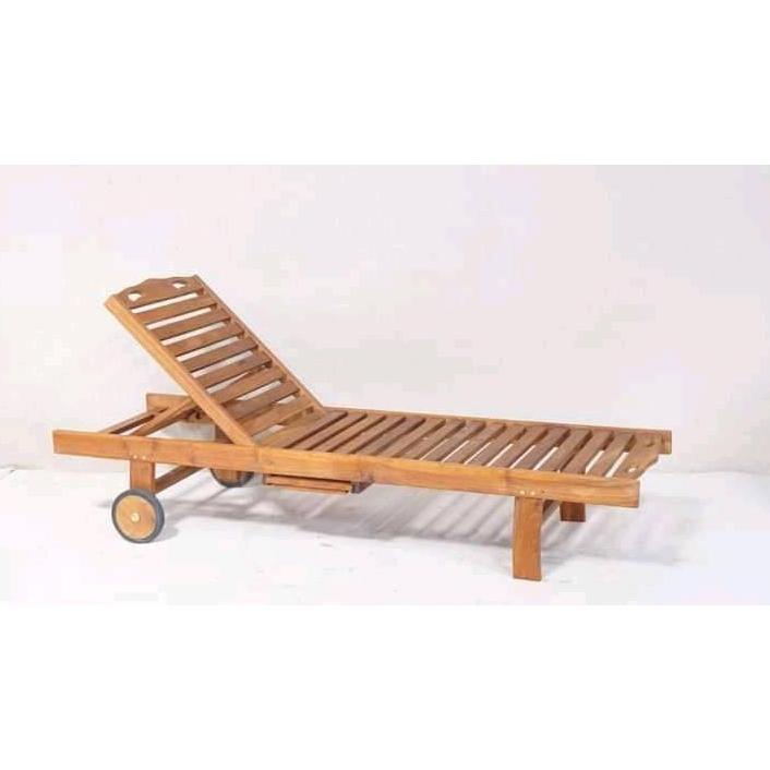 Kursi Pantai/Kursi Santai Lonjer