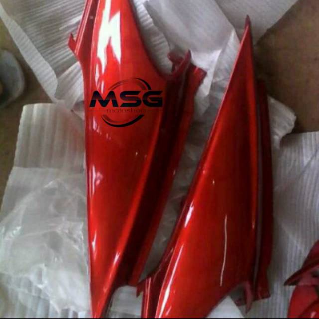 Body samping beat karbu merah