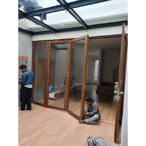 kusen alumunium dan daun pintu alumunium