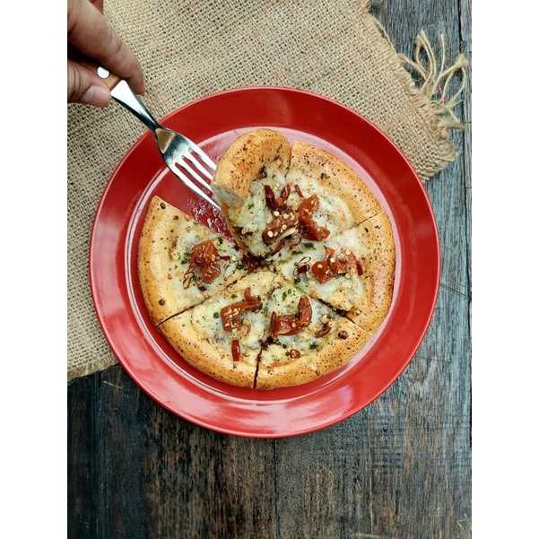 

pizza dough pre-baked adonan pizza 19cm medium box 8 inch