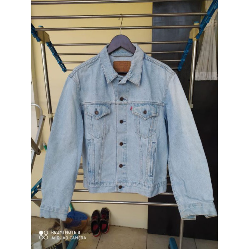 ➖SOLD➖ Jacket jeans Levi's trucker ORI peloved second