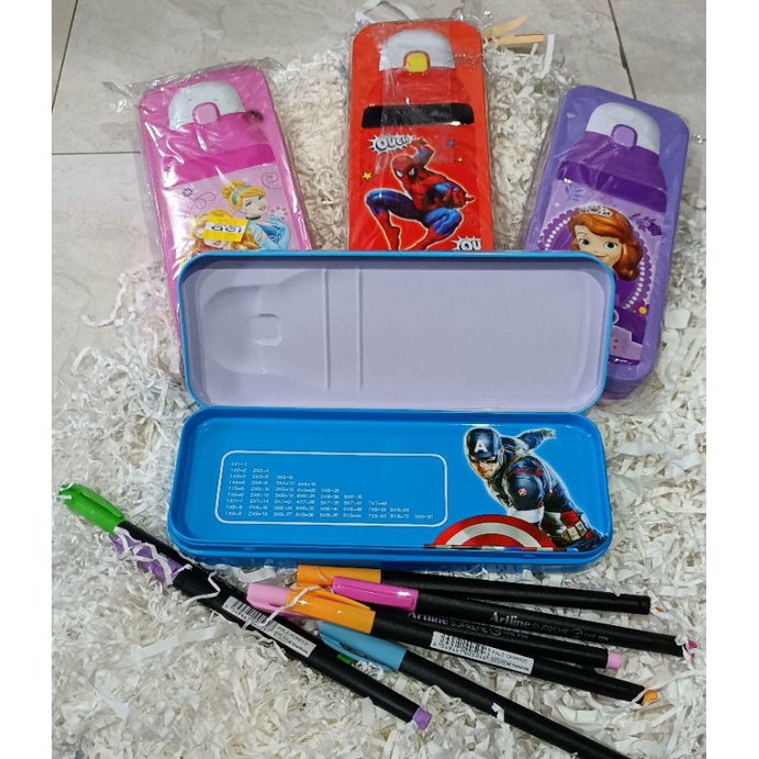 

KOTAK PENSIL SENG GAMBAR KARAKTER FANCY