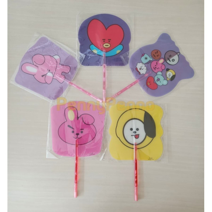 KIPAS TANGAN KARAKTER PELUIT LIPAT SOUVENIR BT21