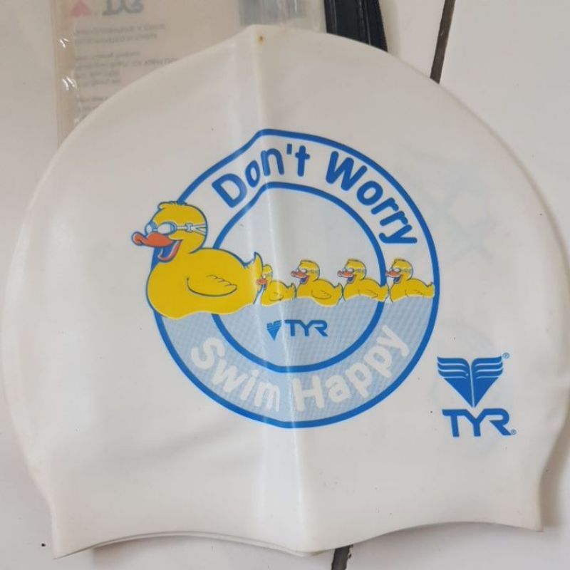 Topi renang TYR