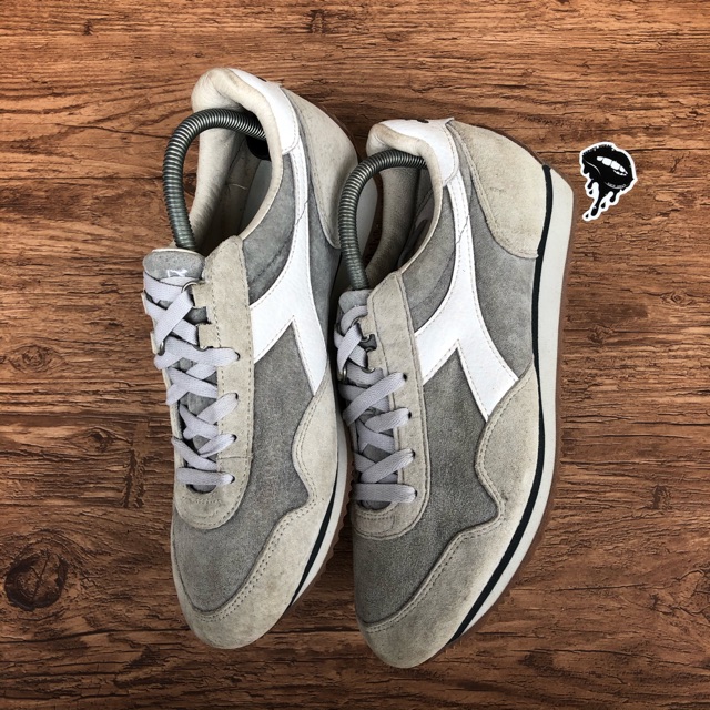 Sepatu second original pria diadora size 42.5/27 cm