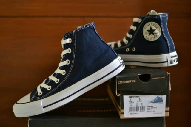 Sepatu Converse Allstar High Tinggi Hitam Putih Navy Sneakers Casual Kado Pria Wanita Terlaris Murah