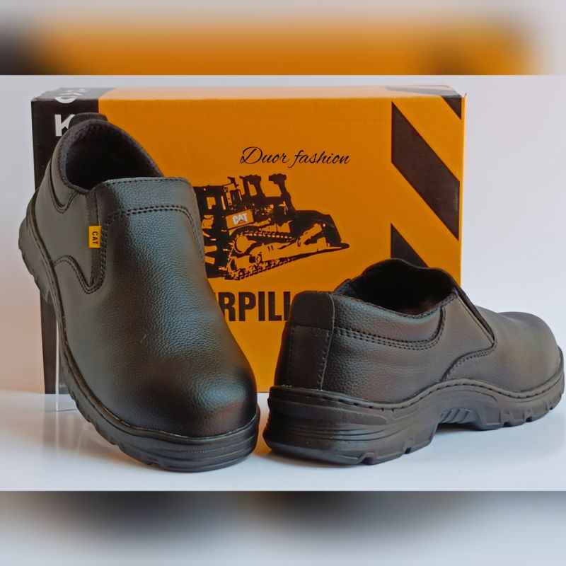 Sepatu Safety Slip On Bahan Kulit Ujung Besi Anti Slip