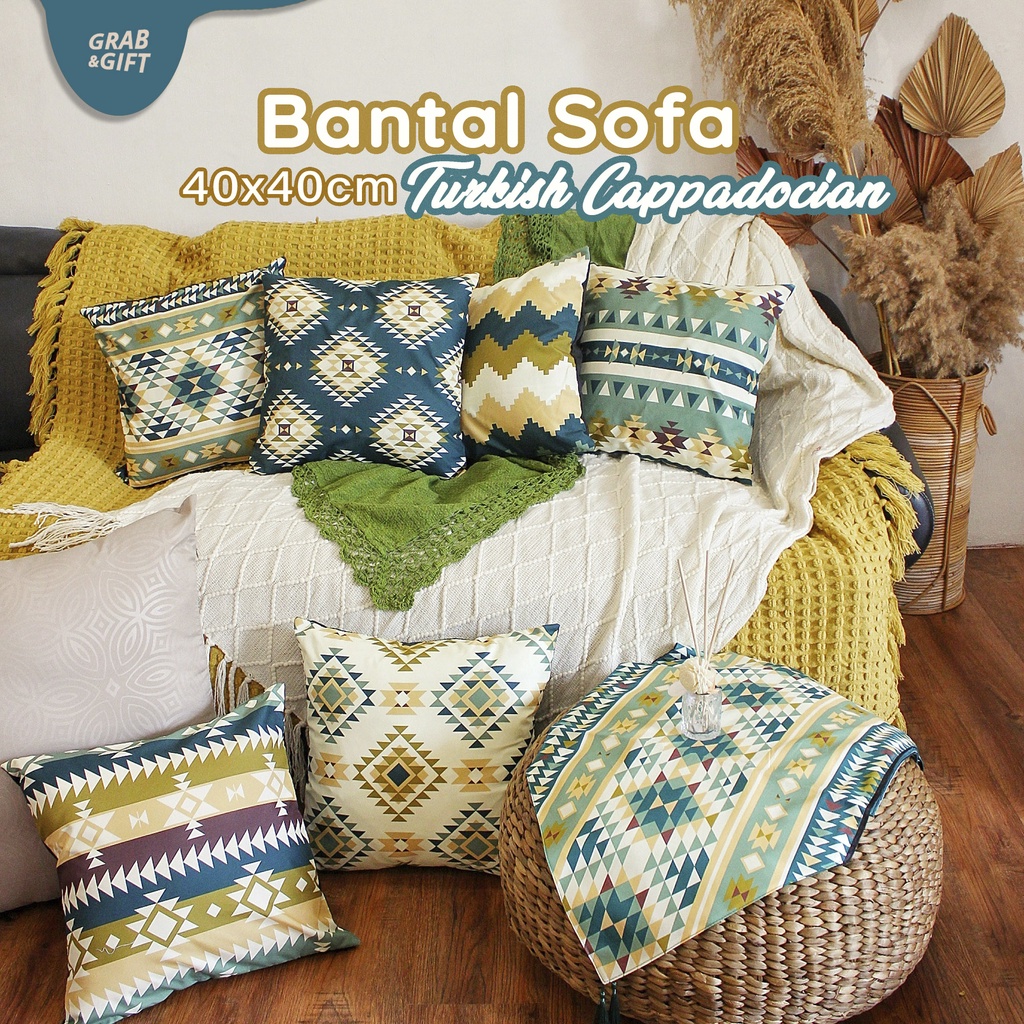 Bantal Sofa Motif Turkish Kalpadokia 40 x 40 cm Cappadocian Arabic Rug Timur Tengah