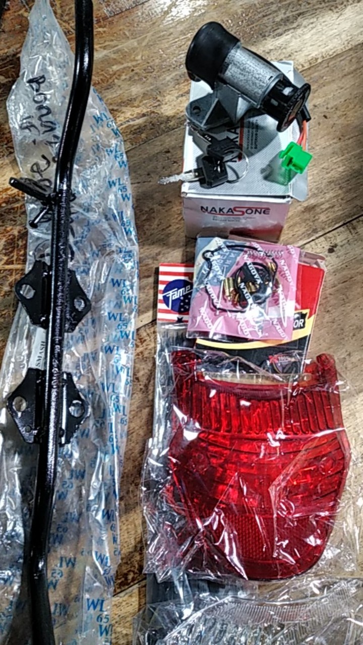 Kabel Ties 150 Mm / Isi 100 Pcs / Hitam