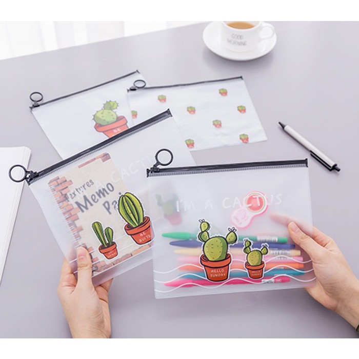 

GRO- Tempat Pensil Transparan Plastik Motif Kaktus- Stationery File Folder - A Cactus