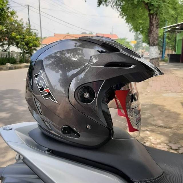HELM KYT VENOM RR GUNMETAL DOUBLE VISOR HELM DOBEL VISOR KYT VENOM RR GUN METAL ABU ABU TUA ORI SNI
