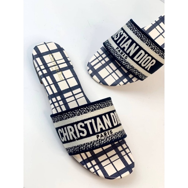 [7.7 Boombastis Sale⚡] - SANDAL WANITA DS018 DR FLAT SANDALS PREMIUM IMPORT