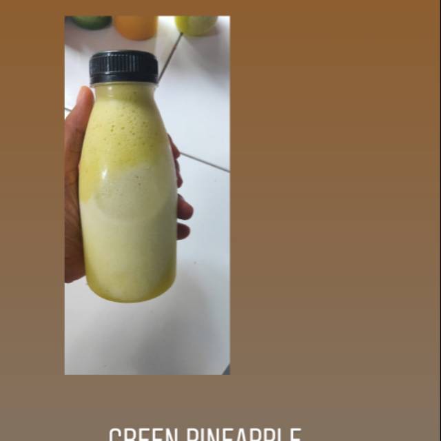 

Green pineapple