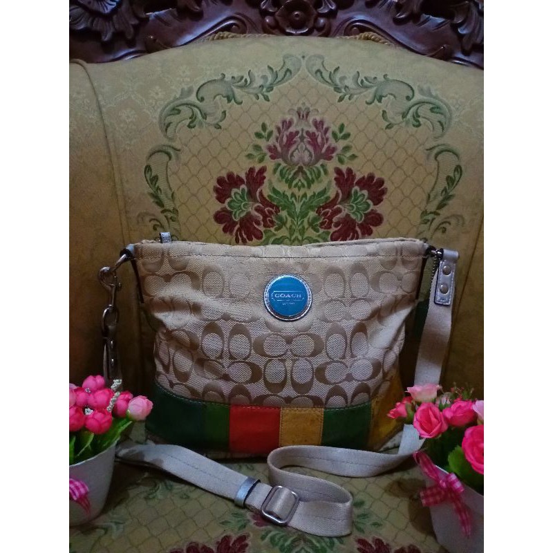 Tas Coach Kanvas Mixed Multi Color Leather Second / Preloved