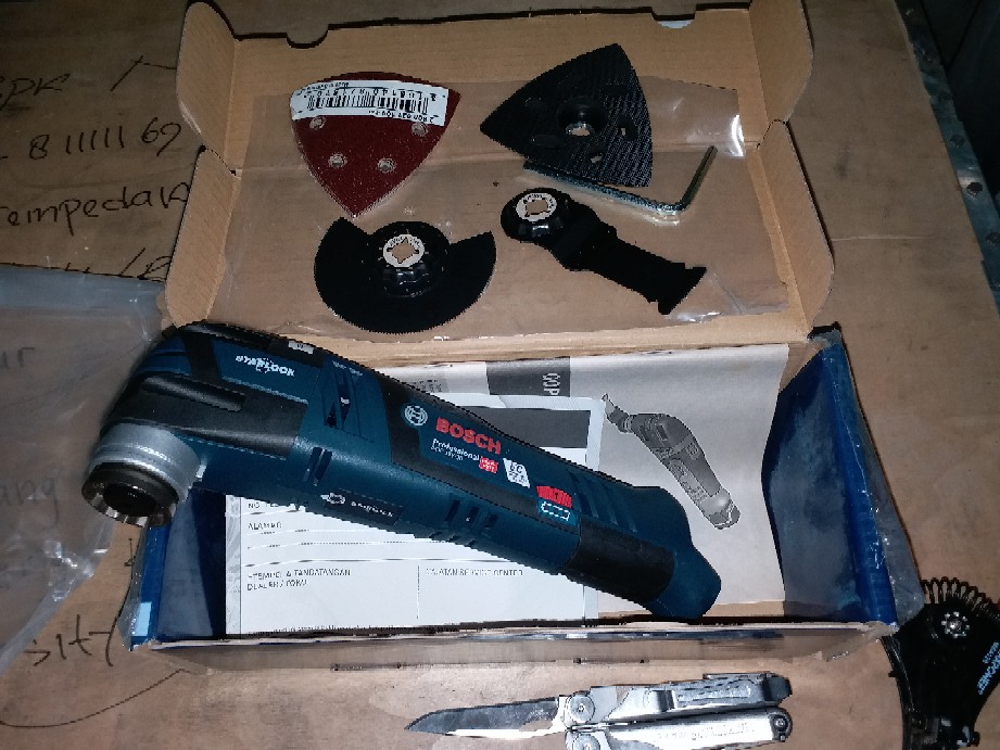 Gop12v-28 Bosch Gop 12v-28 Mesin Multitool Cutter Oskilasi Unit Only