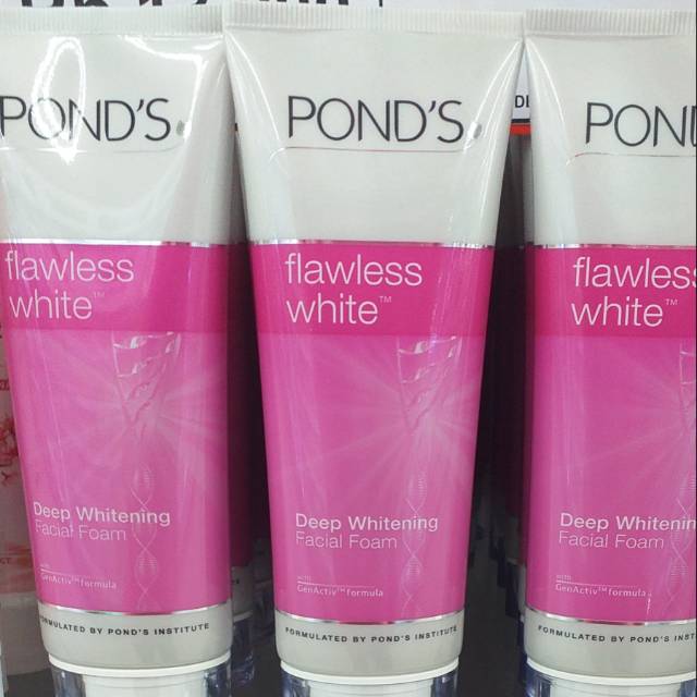 PONDS FLAWLESS WHITE  FACIAL FOAM 100GR