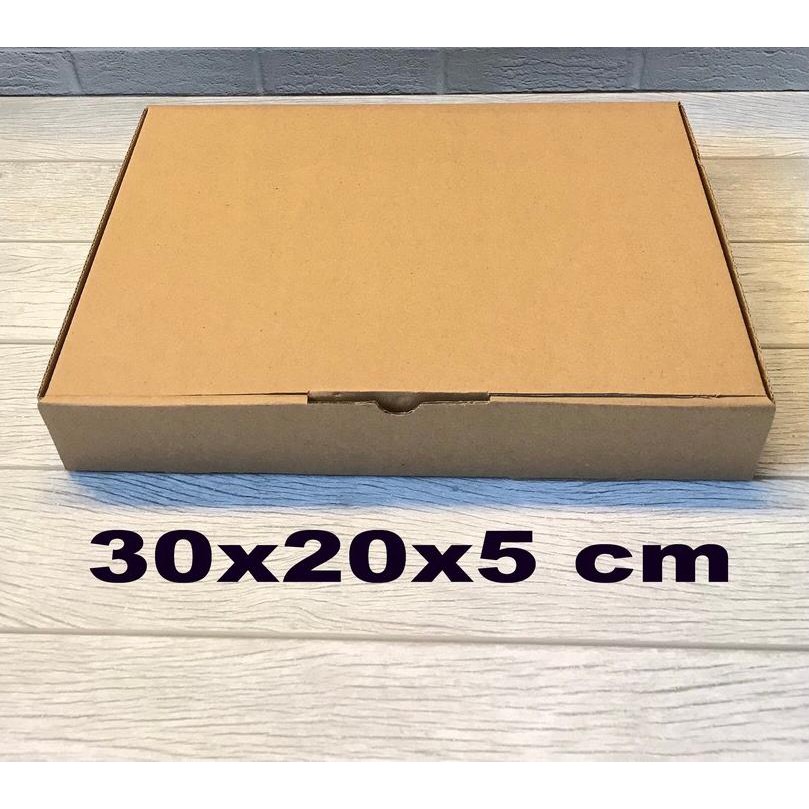 box coklat gift hampers 30x20X5 cm / box baju / makanan karton box - dus souvenir / kotak kado