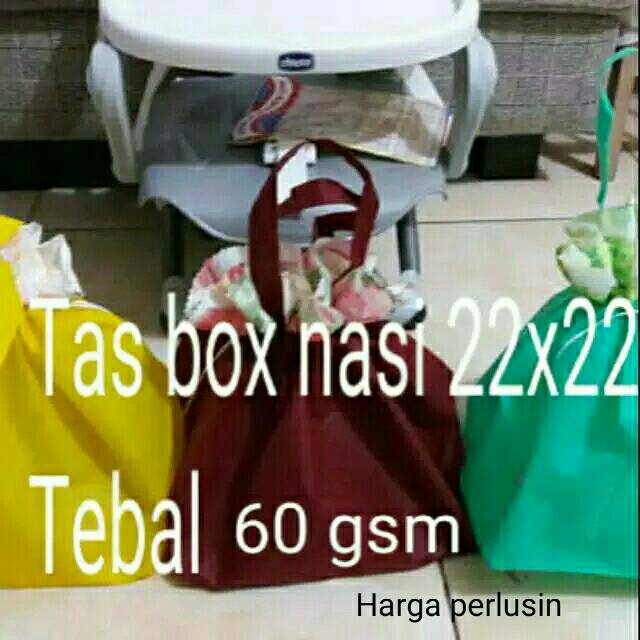 

TAS SOUVENIR Goodie bag box nasi 22x22 HARGA 12LMBAR