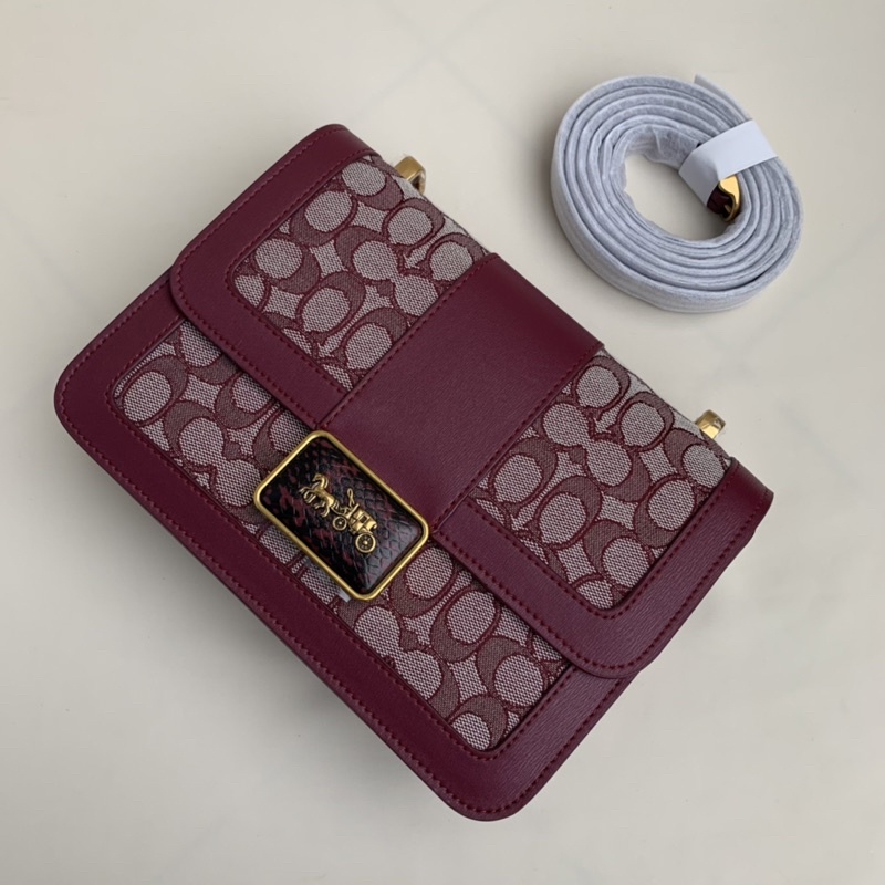 Coach Alie Shoulder Bag In Signature Maroon Jacquard (4615)