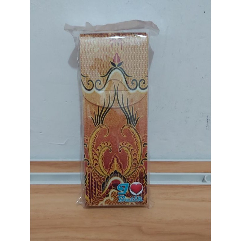 

Kotak Pensil/ Pena Lipat Batik