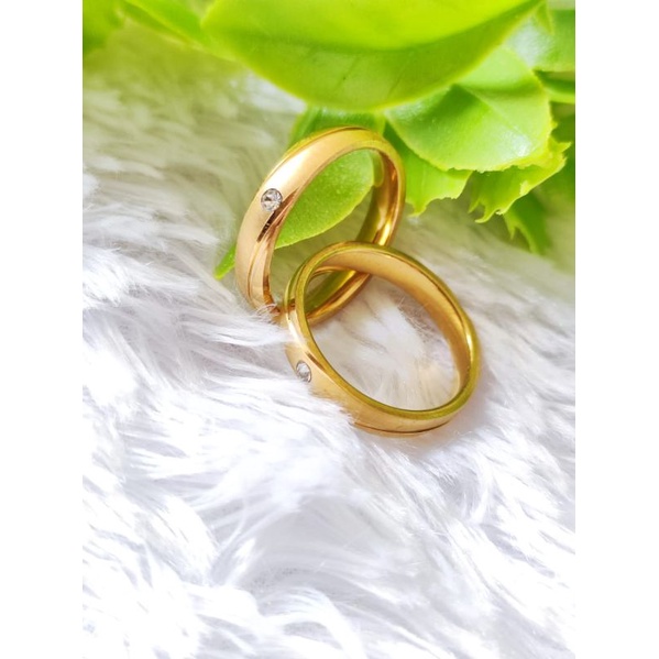 Cincin Titanium Garis Permata Doff Gold Silver