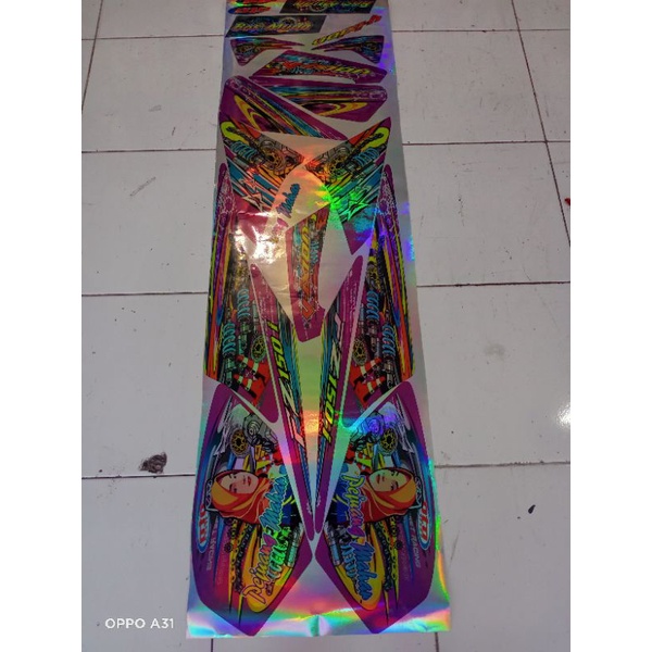 COD Striping variasi Yamaha Vixion old Hologram ungu