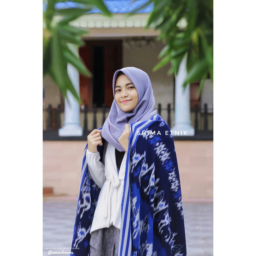 KAIN TENUN IKAT ANTIK TENUN JEPARA ETHNIC TENUN SUMBA TORAJA MAUMERE NTT ROTE TRADISIONAL