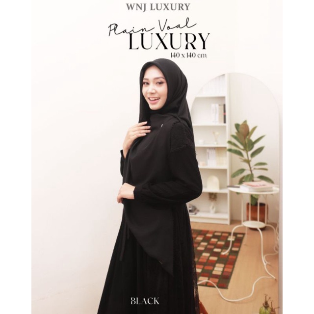 Segiempat Voal Plain Luxury Wanoja Hijab