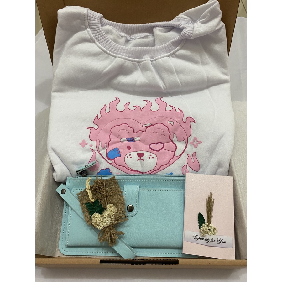 

Hampers Ulang Tahun Cewek Tipe Wity-White Kado Ultah Birthday Gift Box Hamper Anniversary
