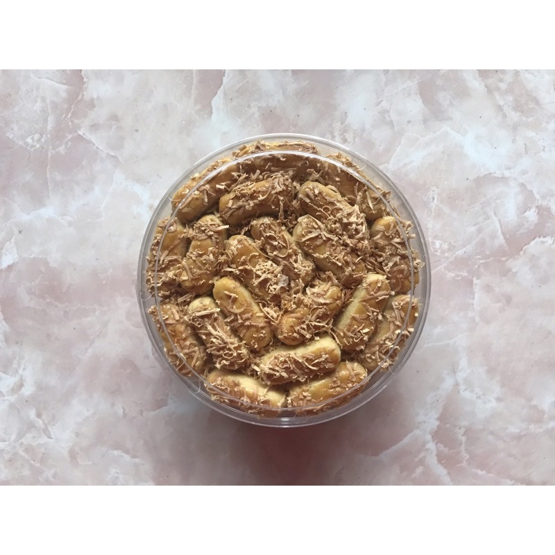

kastengel keju edam premium kue kering /cookies Kaasstengels
